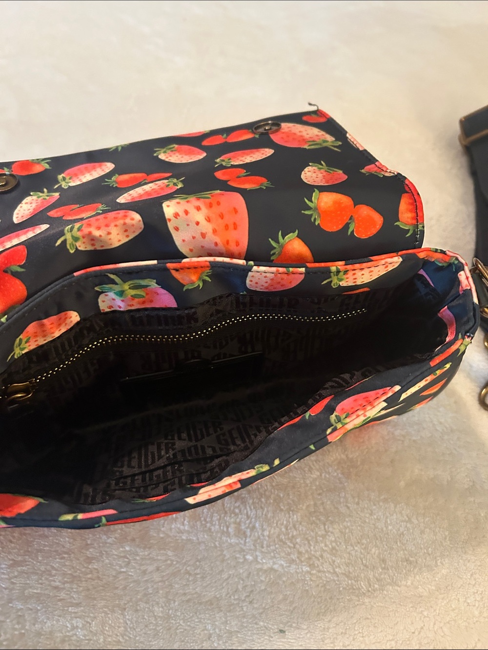 SOLD SOLD - Picture 5 of 6